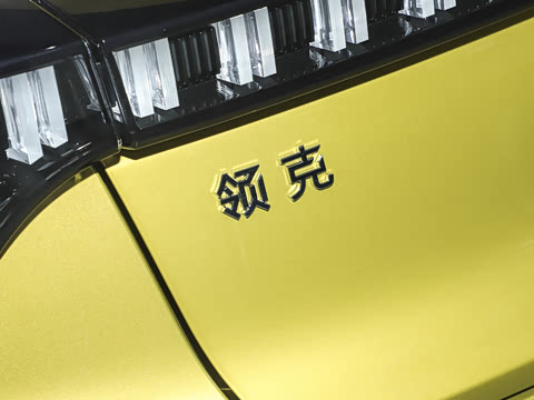 2025�� 03+ 2.0TD �Զ�Ԧ���