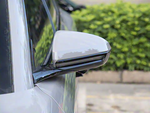 2025�� EV 605KM�����