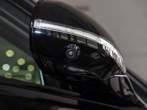 2025�� �Ŀ� S 680 4MATIC ��ҹ��