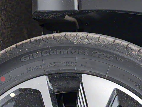 2025�� EV 520km �����