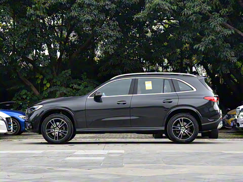 2025�� GLC 260 L 4MATIC ������