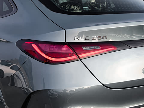 2025�� GLC 260 4MATIC ����SUV