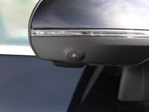 2025�� GLC 300 L 4MATIC ������ 5��