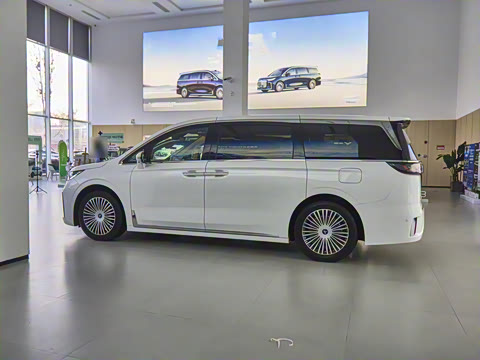 2025�� PHEV �������������