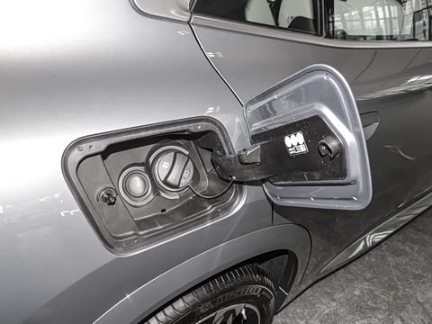 2024�� sDrive25i M�˶���װ