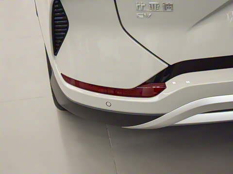 2025�� EV 520km �����