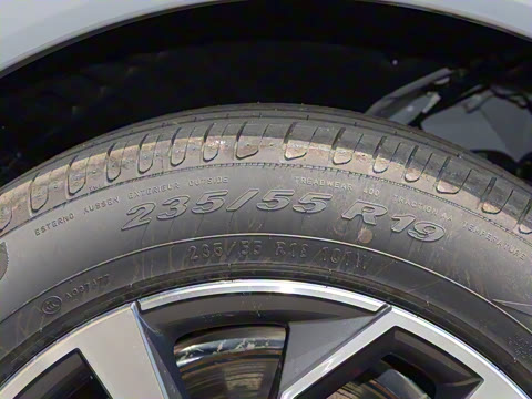 2024�� 40 TFSI ����������