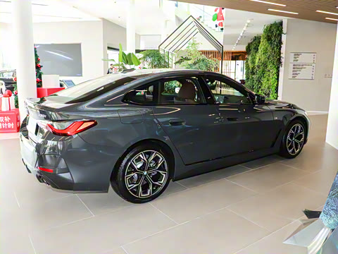 2024�� 430i Gran Coupe M�˶���ҹ��װ
