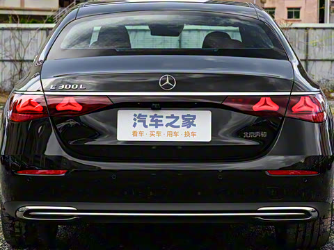 2025�� E 300 L ������