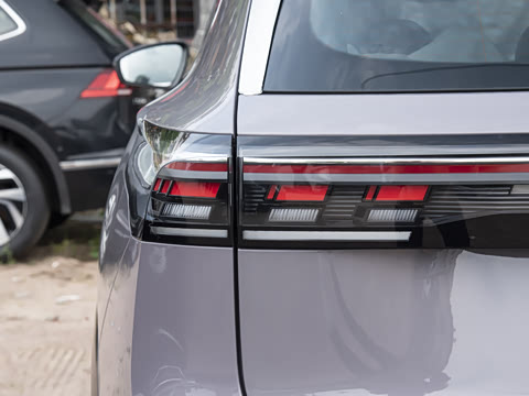 2024�� PRO 330TSI ����R-Line�����