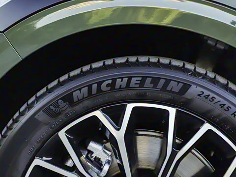 2025�� �����������Ǽݰ� 100kWh