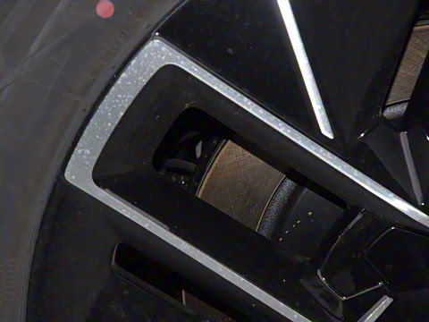 2025�� Ultra ���̰�