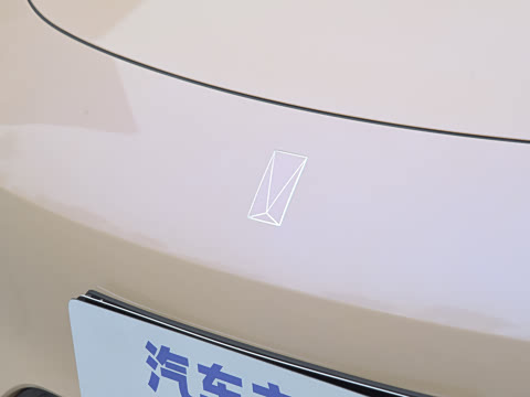 2025�� Ultra ���̰�