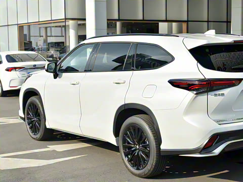 2024�� 2.0T ������ҫ��