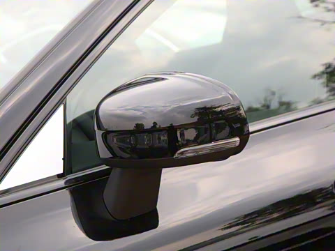 2025�� B5 ������Զ��ҹ�ڰ�