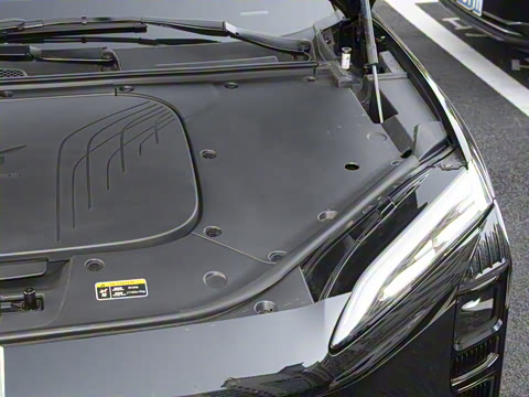 2025�� 680 Ultra������