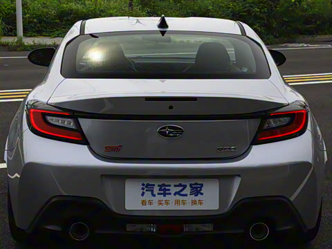 2025�� 2.4L �ֶ���EyeSight STI Sport