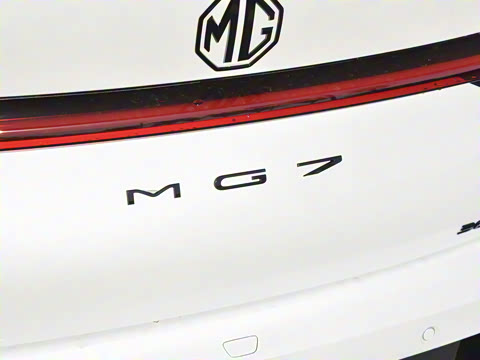 2025�� 1.5T 300 DCT������