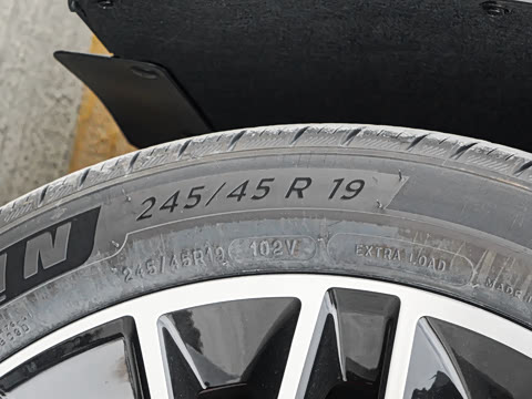 2025�� EV 701KM�����״��Ǽ���