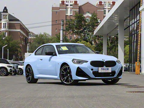 2025�� M240i xDrive