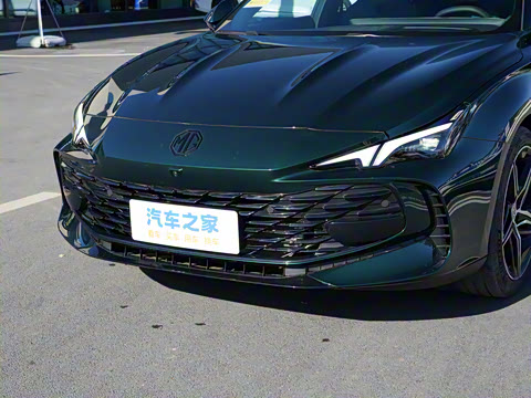 2025�� 2.0T Trophy+ �����˶���