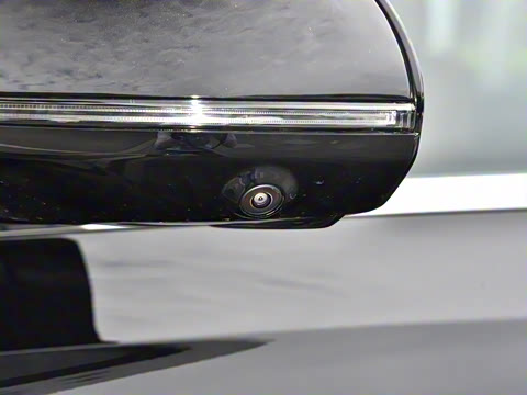 2024�� �Ŀ� E 300 L ������