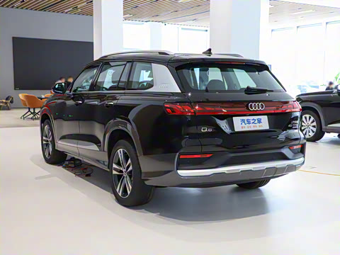 2025�� 40 TFSI quattro ����� ������װ 7��