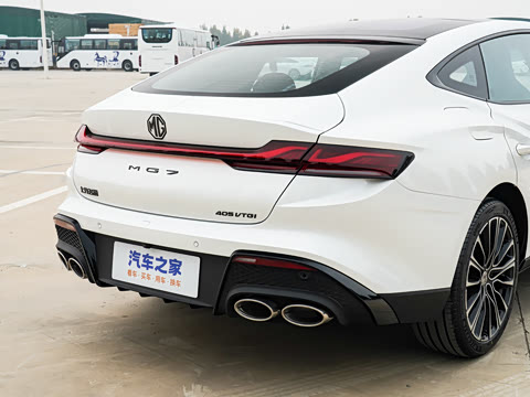 2025�� 2.0T 405 AT������