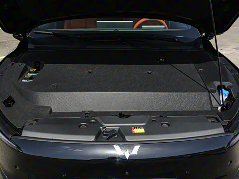 2025�� 610km �����콢��