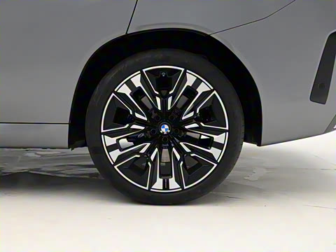 2025�� xDrive30L ������ M�˶���װ