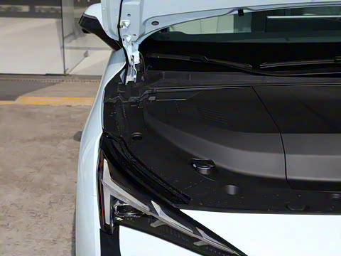 2024�� 560PRO 185kW