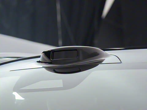 2025�� 700 Ultra�������������״��