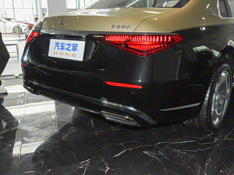 2025�� �Ŀ� S 680 4MATIC