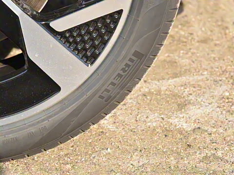 2024�� E ������