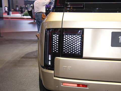 2025�� ������