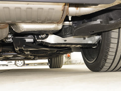 2025�� 55 TFSI quattro S line��ѩ�˶���