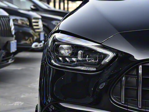 2025�� AMG C 43 4MATIC