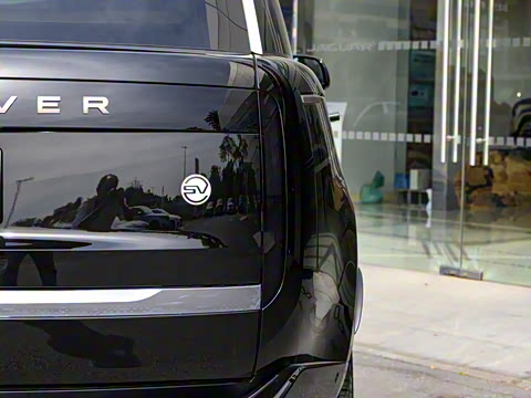 2024�� 3.0 L6 400PS SV���ٴ����ӳ��� 4��