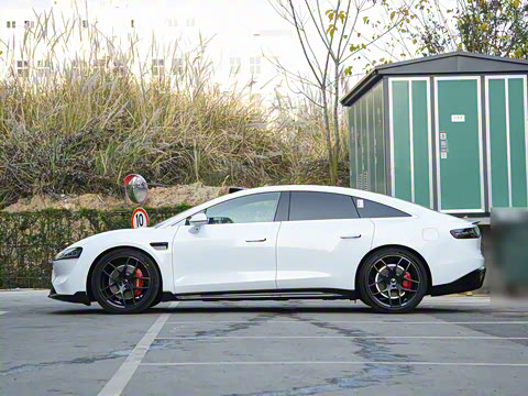 2025�� 785km Ultra