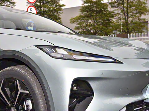 2024�� 300Max���̰�