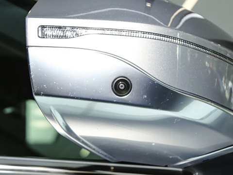 2023�� 740Li ������ M�˶���װ