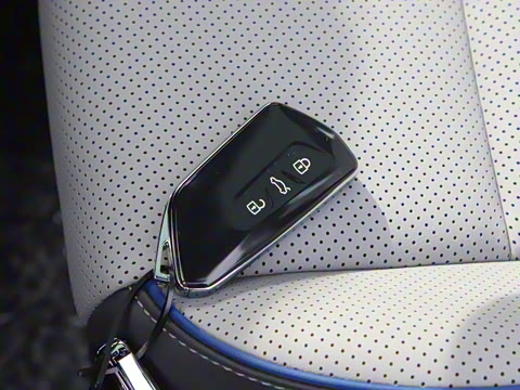 2025�� ̽��L 380TSI ��������