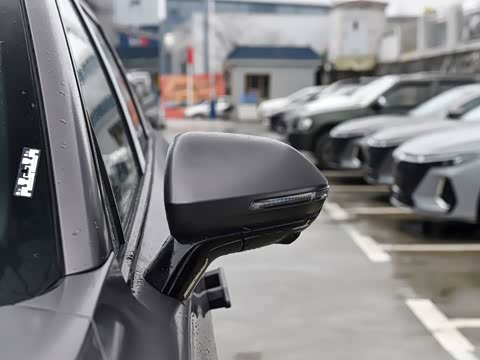 2025�� 2.0T ˫������������� 5��