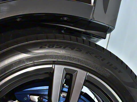 2024�� xDrive40i ������M�˶���װ