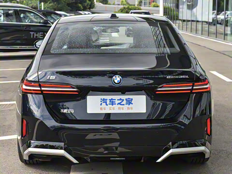 2024�� eDrive 35L ������ M�˶���װ