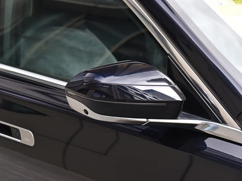 2023�� 740Li ������ M�˶���װ