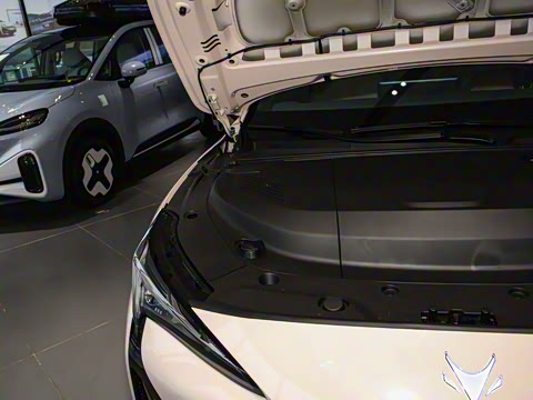 2024�� 560PRO 185kW