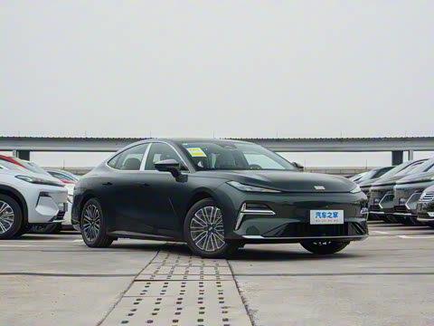 2025�� 130km EM-i ������