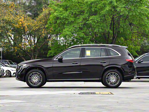 2025�� �Ŀ� GLC 300 L 4MATIC ������ 7��