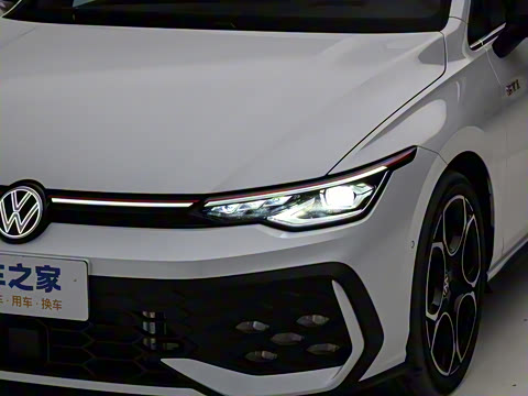 2025�� 380TSI DSG GTI